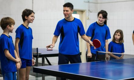 How To Play Table Tennis